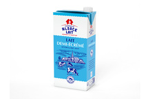 Lait demi-écrémé UHT Lait demi-écrémé UHT