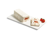 Terrine au fromage de chèvre, coeur de tomates confites et basilic