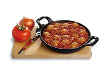 Boulette au boeuf cuite et compotée tomate-oignon
