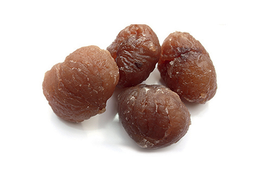 Crème glacée marron avec brisures de marrons glacés