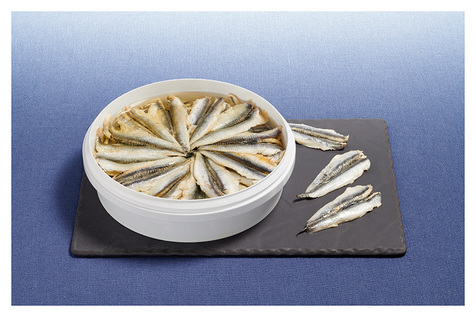 Filets d'anchois marinés à l'ail