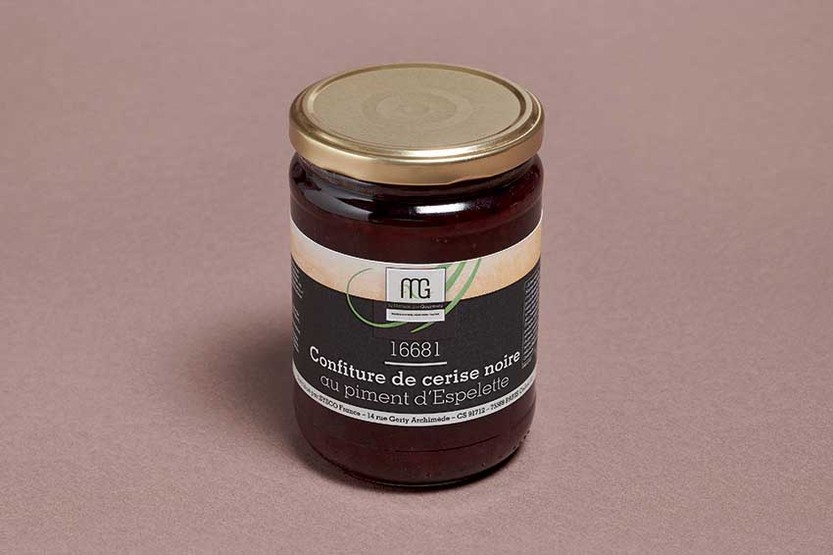 Confiture de cerise noire au piment d'Espelette